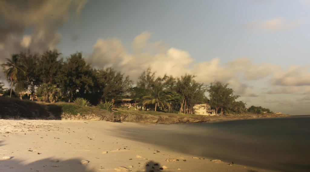 Moonraker Beach Hotel Christ Church Exterior photo